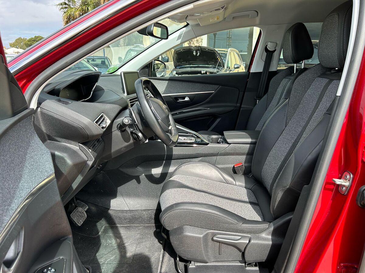 PEUGEOT 3008 ALLURE 1.5 HDI AUTO SPANISH LHD IN SPAIN 104000 MILES SUPER 2018